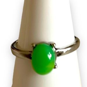 New Woman’s Handmade Native Minimalist Sterling Silver Natural Tsavorite Ring